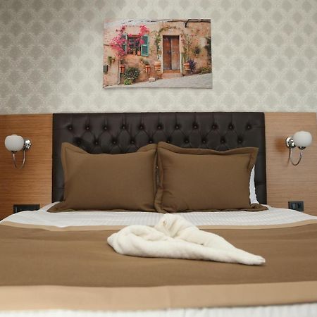 Otel Grand Lark 伊斯坦布尔 外观 照片